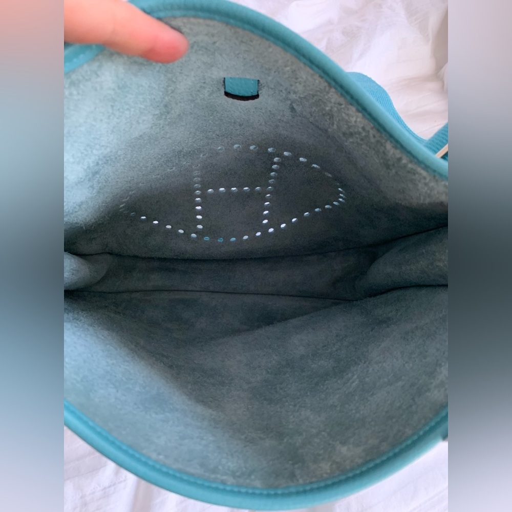 Authentic Hermes Evelyne Blue Atoll BAG Crossbody Strap GM Clemence Leather - Picture 15 of 16